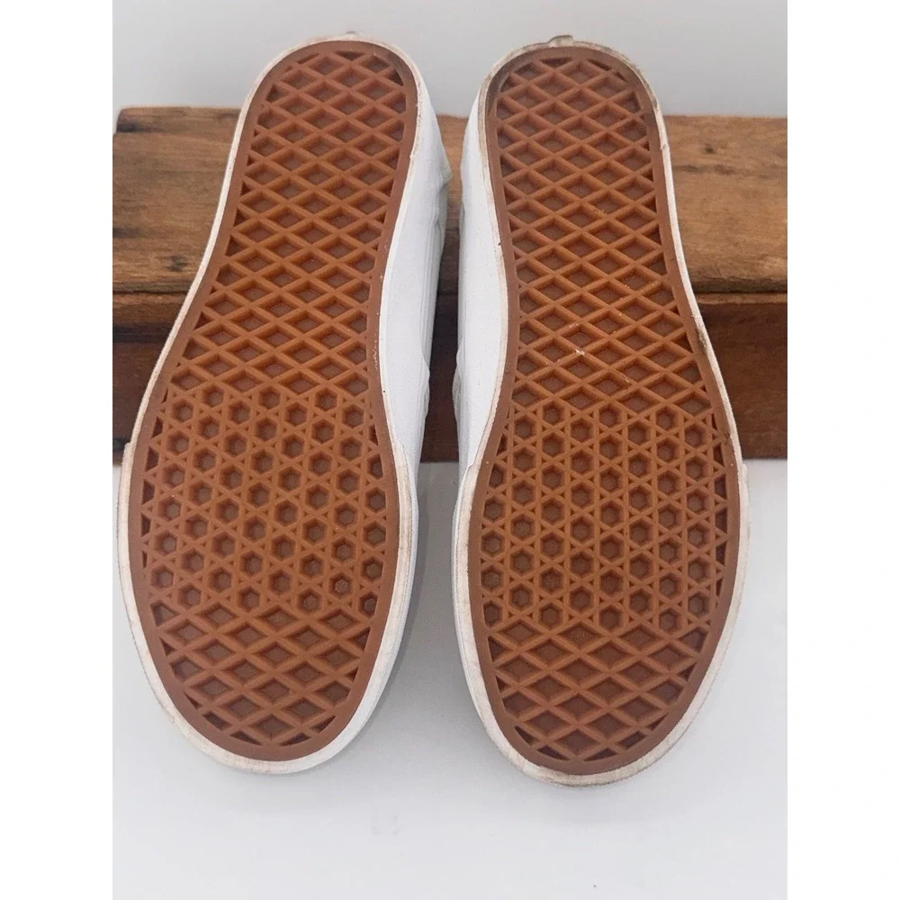 Vans Asher Slip-On Sneakers Womens 7 Pride White Glitter Rainbow Heart 721356